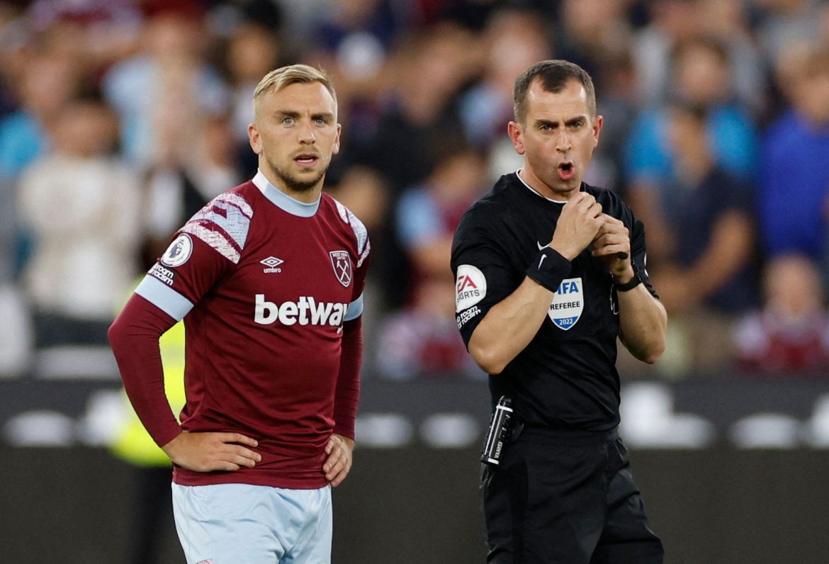 West Ham: Moyes shares Bowen injury update