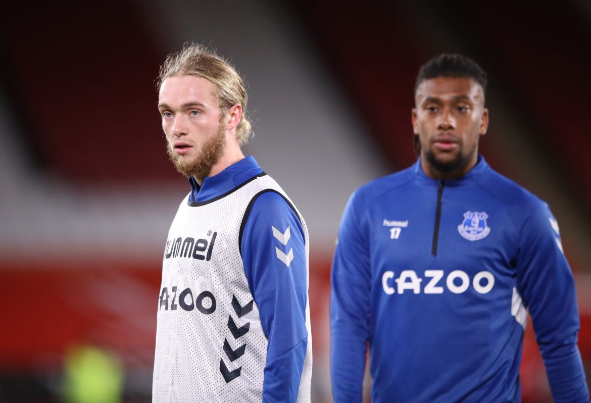 Southampton linked with Tom Davies